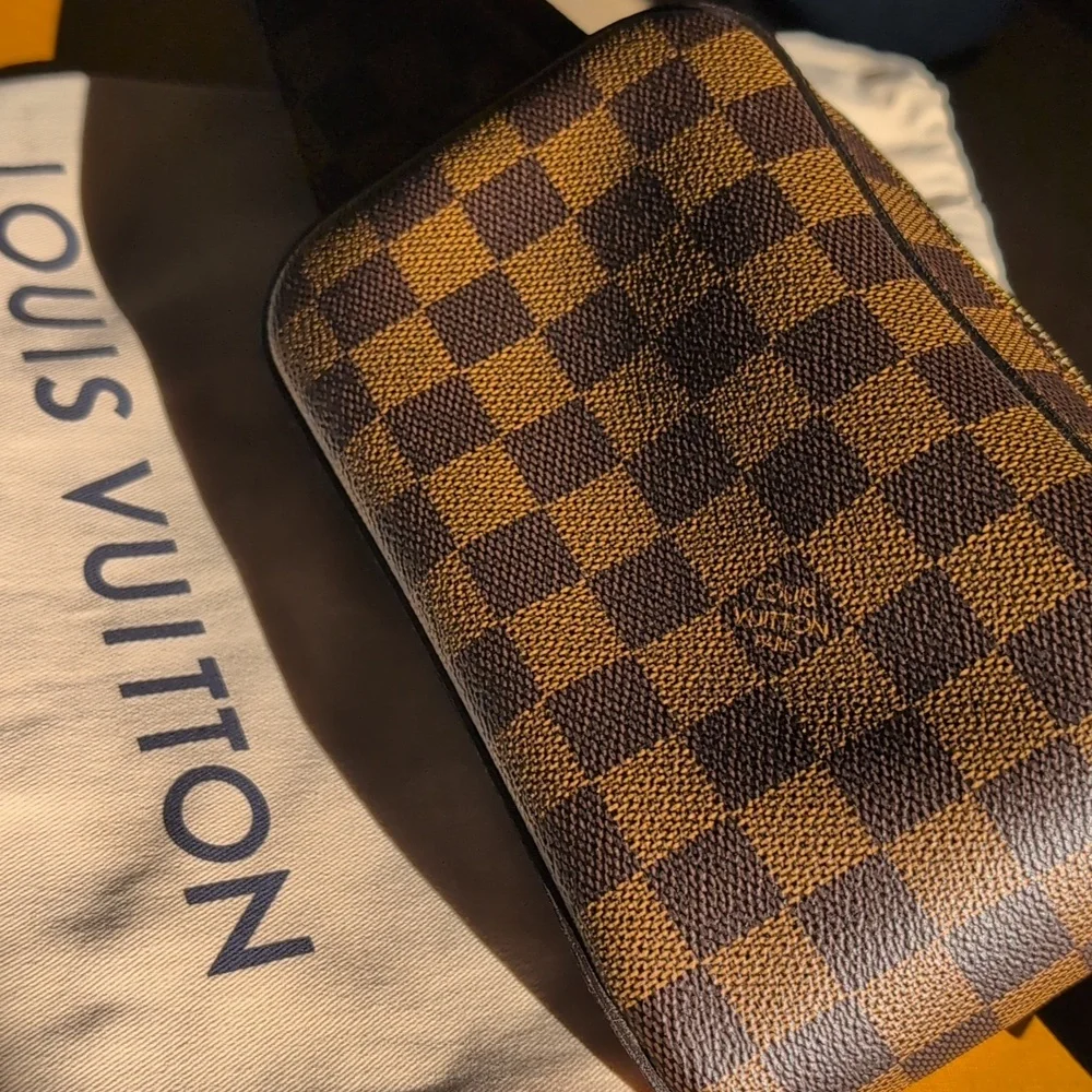 *MINT USED* Authentic Louis Vuitton Damier Ebene Geronimos Crossover/ Waist Bag - Picture 3 of 11
